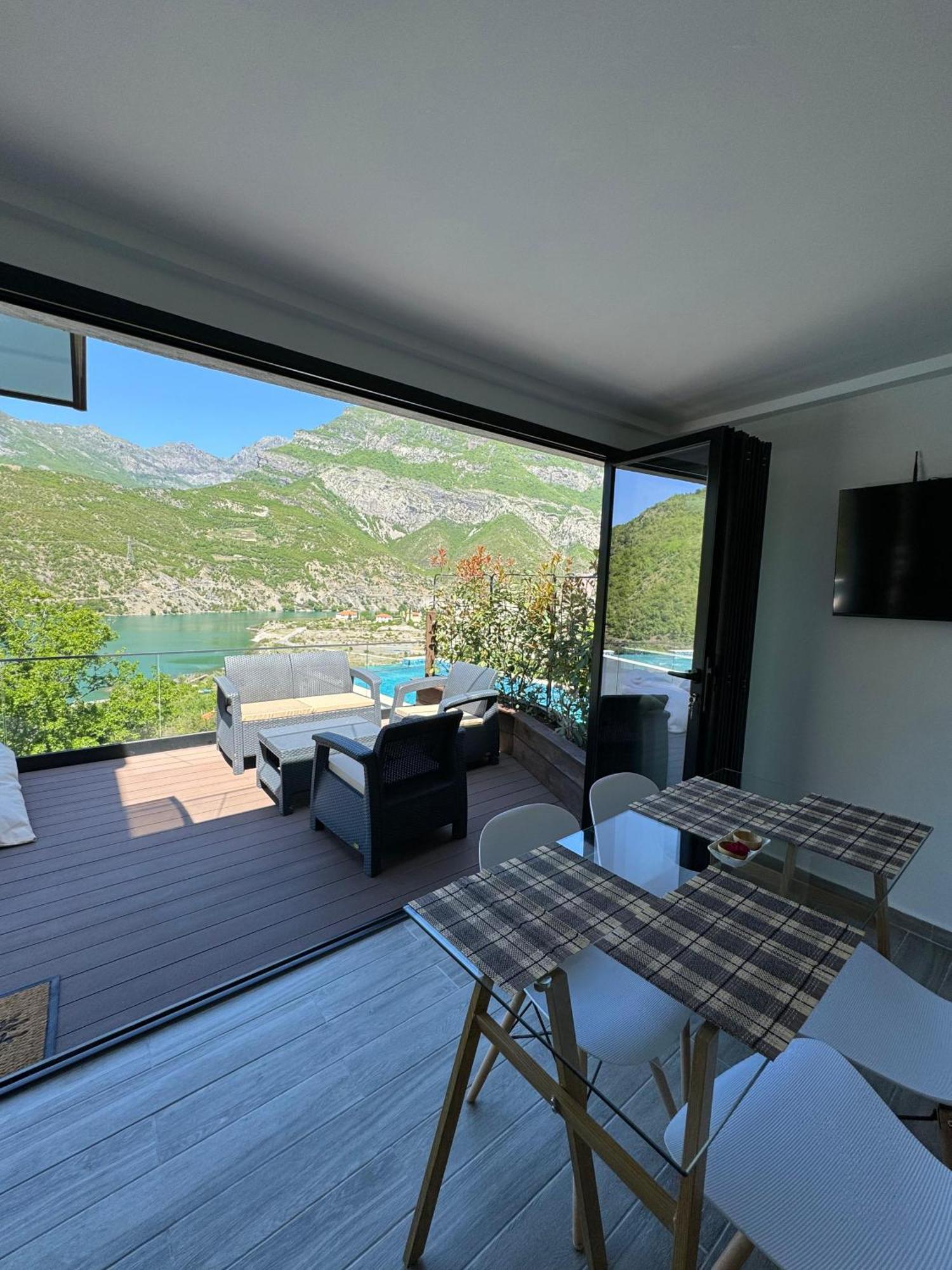 Koman Paradise By Romina Shkodër Esterno foto